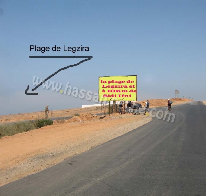  Plage Legzira à 10 km au nord sidi ifni 