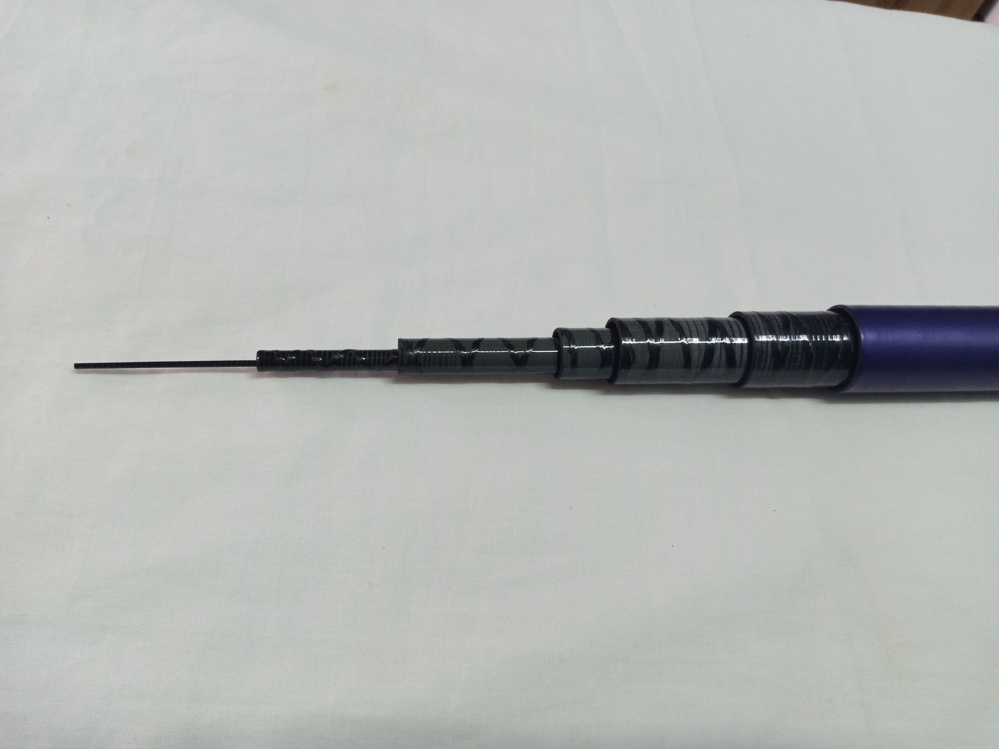 Canne a pêche pilota 7m grauvell energy carbone action 40-100g. PRIX 1950 DH